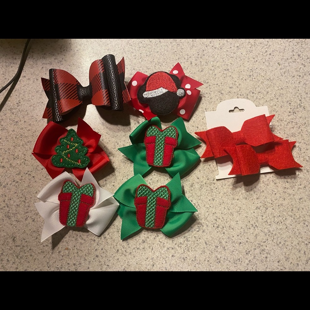 Girls Holiday Hair Bows- BRAND NEW